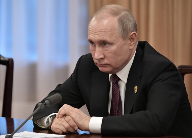Трамп эпично макнул Путина в грязь: экономике России конец, нефть и рубль – только начало