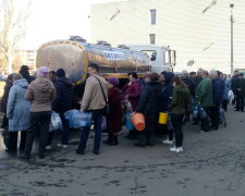 Не прячьте баклажки: в Запорожье снова отключат воду на целый день, кто в черном списке