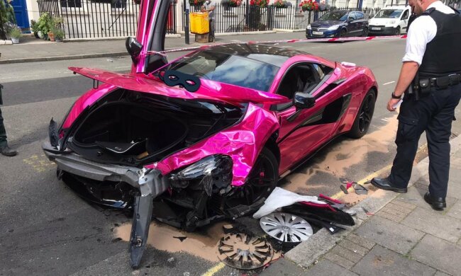 Pink McLaren 570S, gizchina