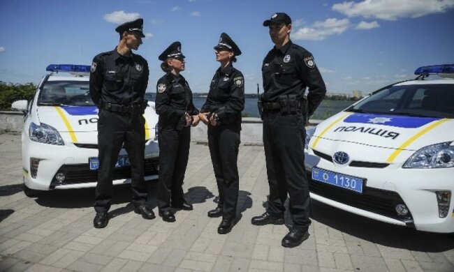 У Тернополі на хабарі затримані поліцейські