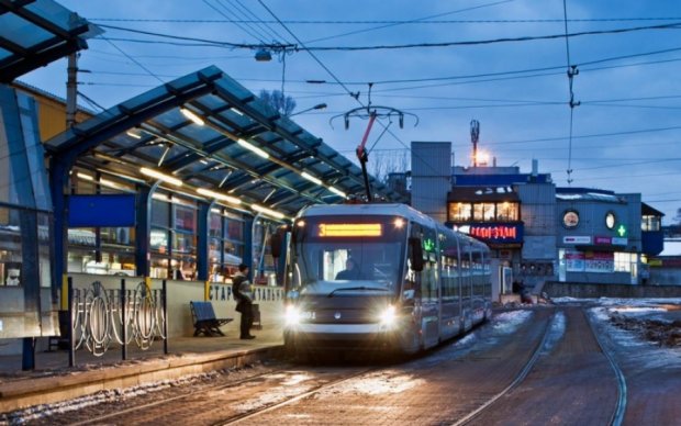 Киевлян предупредили о ремонте линии скоростного трамвая