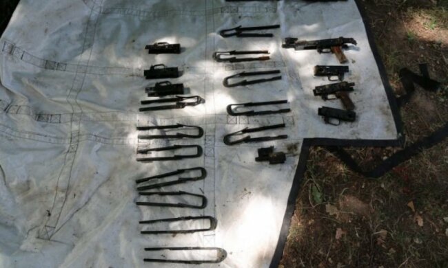 Зброю "беркутівців" з Майдану знайшли на дні водоймища