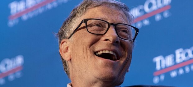 Билл Гейтс "чипировал сам себя" и закрыл рот конспирологам навсегда