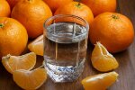 Рецепт домашньої мандаринової горілочки для тих, хто любить чистий продукт