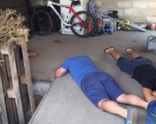 СБУ "накрило" виробництво "паленки" в Запоріжжі