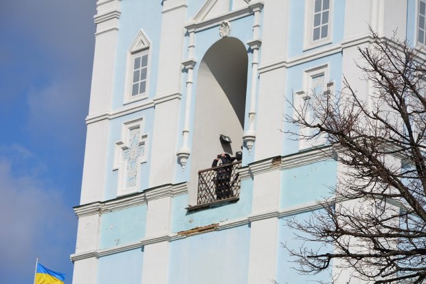 Охрана была по всему периметру