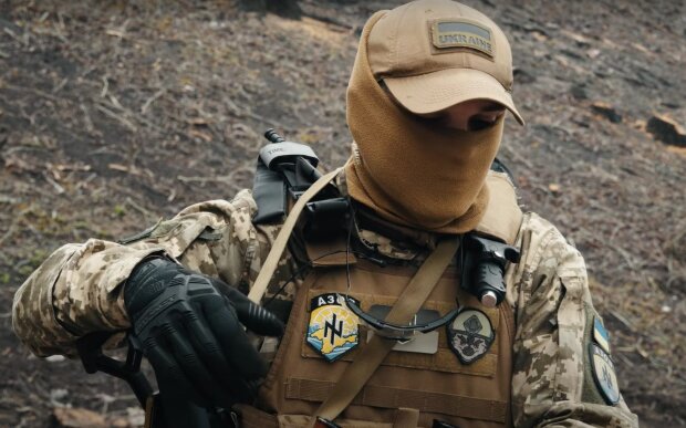 Боец полка "Азов". Фото: скрин youtube
