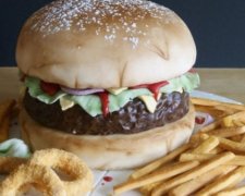 Їстівні ілюзії кондитера-самоука підкорили Instagram
