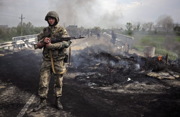 Експерт назвав умову завершення війни на Донбасі: Порошенко її не виконав
