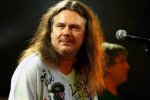 Рок-зірка 90-х загриміла в базу Миротворця