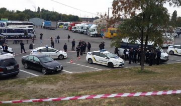 Водій розстріляв дніпровських копів (оновлено)