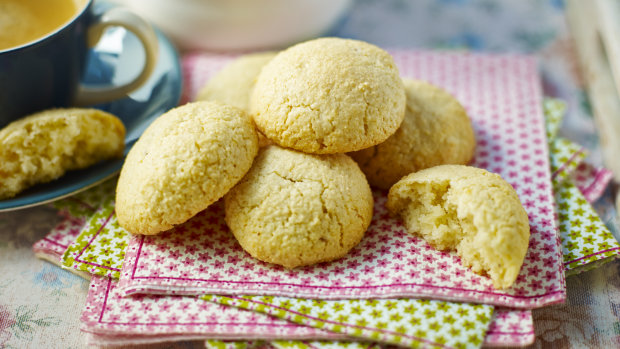 Бісквітне печиво амаретто: простий рецепт