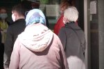 Пенсіонери. Фото: скрін youtube