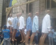З кулуарів на шибеницю: під Радою розгорнулись акції протесту