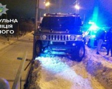 Малолітні на викраденому Hummer влаштували ДТП у Рівному