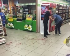 Злодій намагався накласти на себе руки в магазині