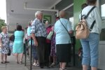 Пенсіонери. Фото: скрін youtube