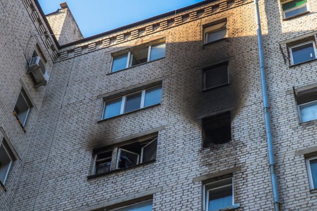 Не встигли: в Києві знайшли трупи чоловіків, які згоріли живцем