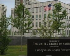 У Києві від травми голови померла співробітниця посольства США, підозрюваний оголошений у розшук