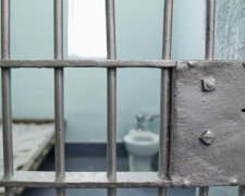 "Туалетний" страйк, який увійшов в історію: драгдилер проти поліції