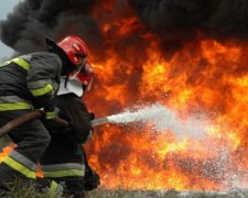 Камера GoPro зняла боротьбу пожежного з вогнем від першої особи: неймовірні кадри