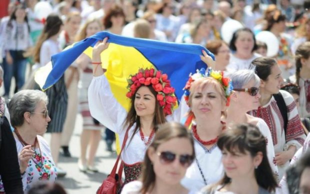 Языковой вопрос: Украина поставила точку в споре с Венгрией