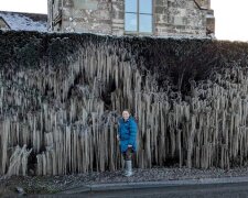 Инопланетные сосульки, фото: Helen Stratford/SWNS