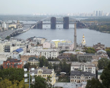 Археологи розкопали багатомільйонні скарби просто в центрі Києва