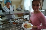 Шкільна їдальня, фото з соцмереж