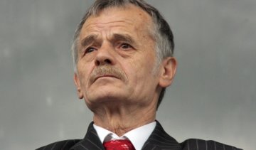 В аннексированный Крым перевозят жителей Центральной России - Джемилев
