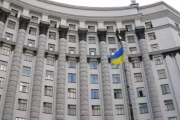 Правительство лишит себя части полномочий