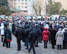 Десятки тисяч українців залишилися без опалення