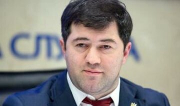 Адвокат рассказал о "питательном" завтраке Насирова