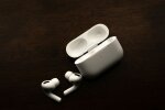 Apple AirPods з камерами