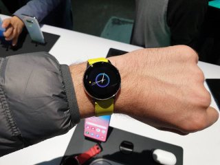 Galaxy Watch Active и Galaxy Fit