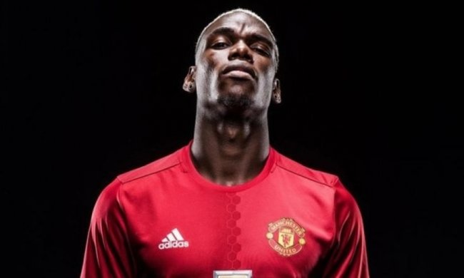 Як найдорожчий футболіст світу розбирається з суперниками