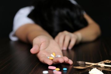 У Києві дітям почали пропонувати наркотики прямо на вулиці