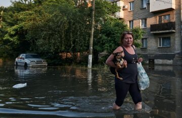 Авто у воді, фото: grivna