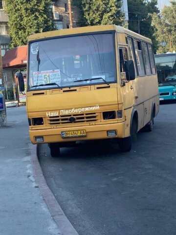 Автобус без фар на маршруте №51 в Днепре