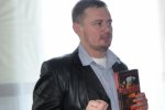Режиссер "Хайтармы" снимет фильм по роману Кокотюхи