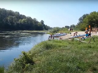 пляж, скріншот з відео