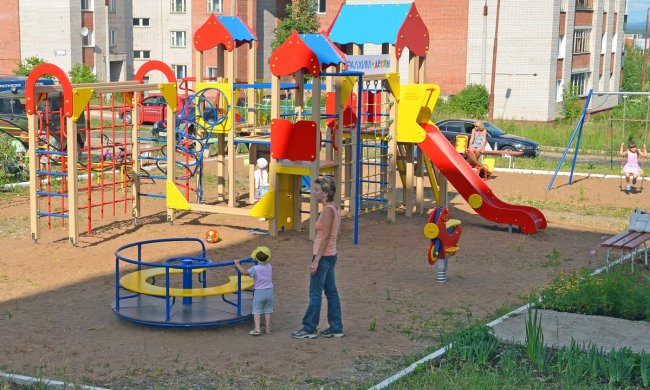 детская площадка