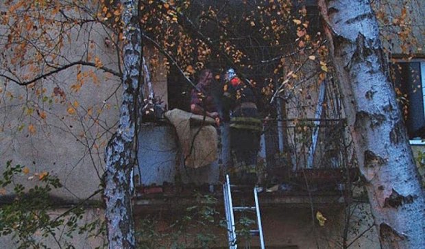 Через пожежу евакуювали мешканців будинку Ужгорода 