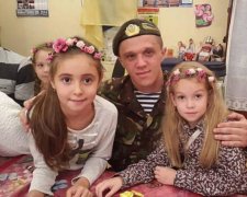 Поранені військові сплели віночки і сітки з дітьми в Мукачевому (фото)