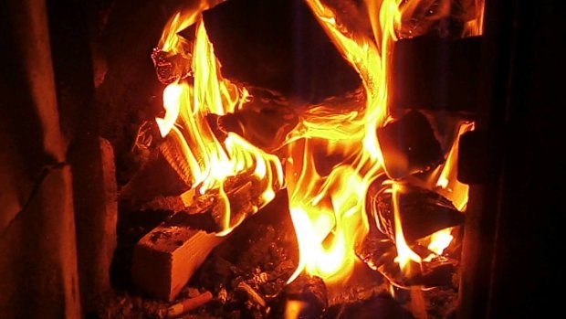 Сегодня народный праздник Златоустьев огонь 9 февраля: поверья и приметы