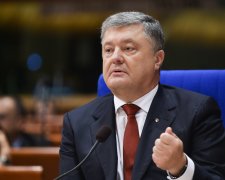 Луценко объяснил, почему Порошенко не явился на допрос