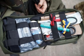 Українських військових забезпечать аптечками за стандартами НАТО