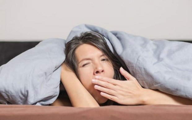 Вчені пояснили, як постійні недосипання зроблять з вас мрію дієтолога
