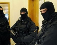 В Україні заборонять "маски-шоу"