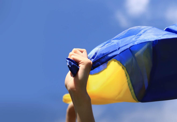 Привітання з Днем Конституції України на 28 червня: щиро, просто і в прозі, наче ви самі писали
